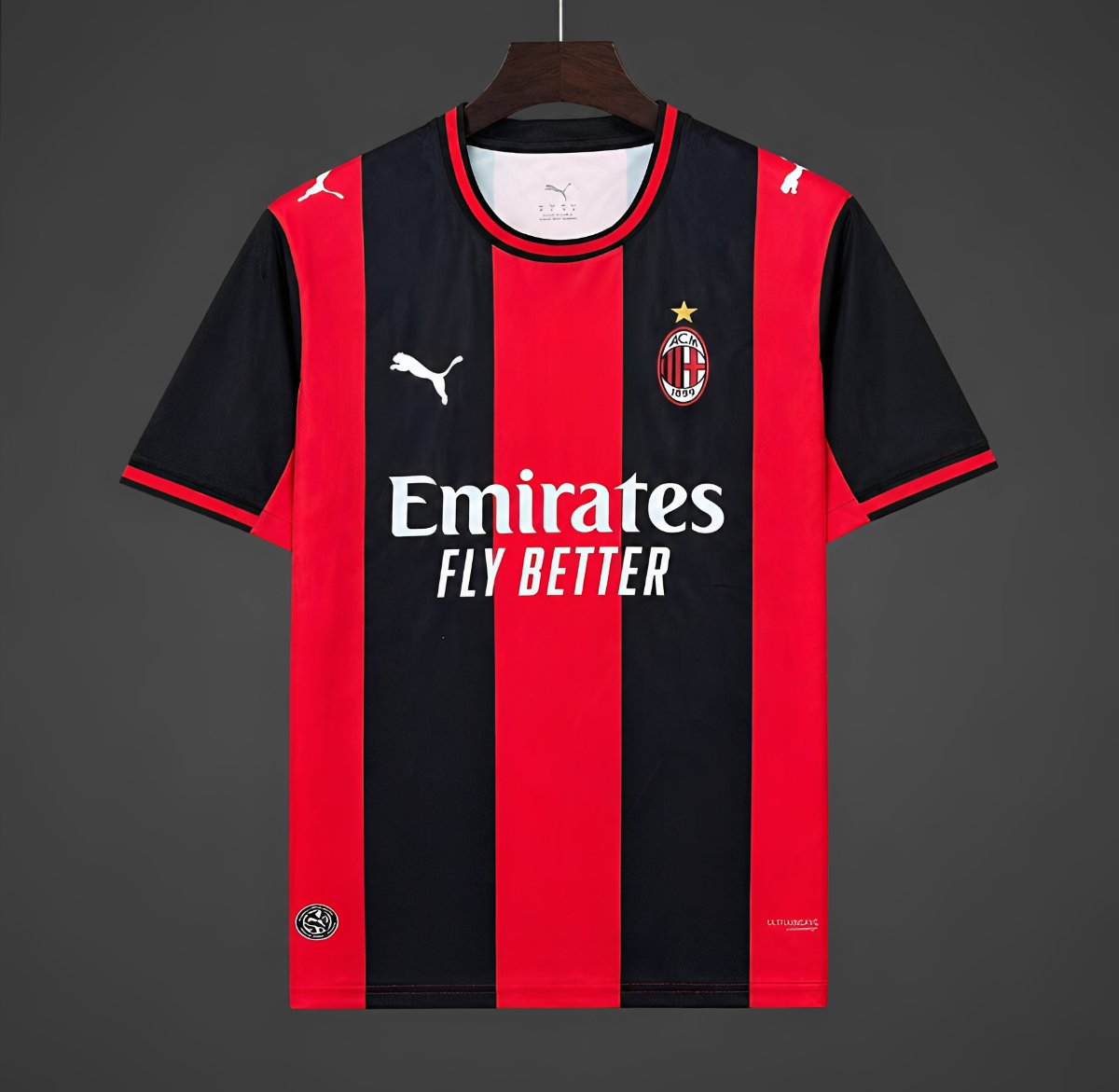 Camisola principal do AC Milan 2026/27